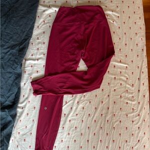 Lululemon Fuchsia Leggings